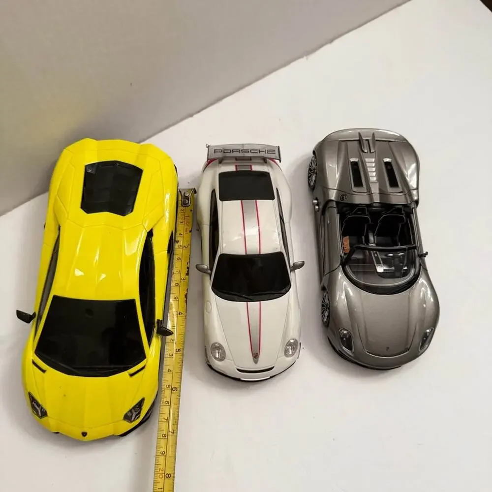 Toy Car Lot - Porsche & Lamborghini